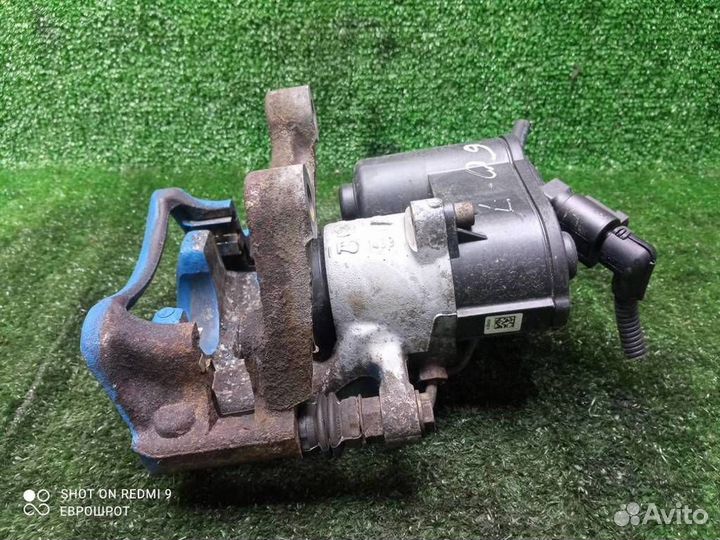 Суппорт задний левый Volkswagen Passat (B6) (2005