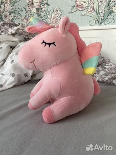 Плюшевая игрушка единорог