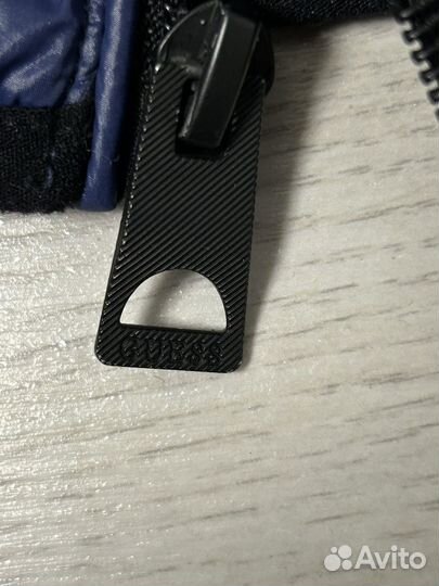 Жилетка мужская guess