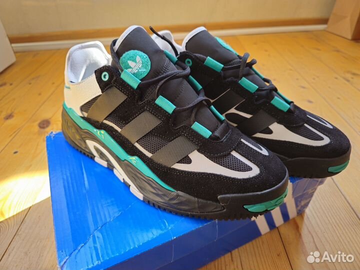 Кроссовки Adidas Niteball