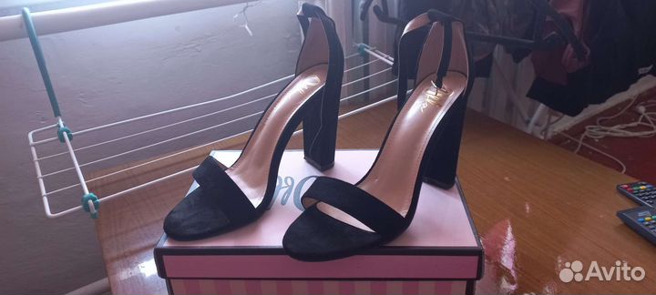 Продаю туфли