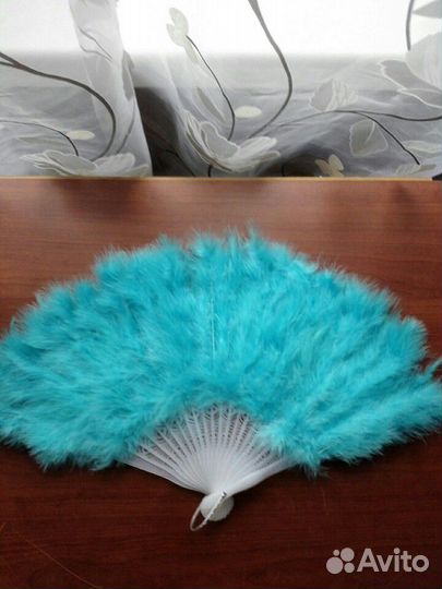 Веер голубой