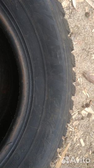 Kumho I'Zen KW22 195/65 R15 91T