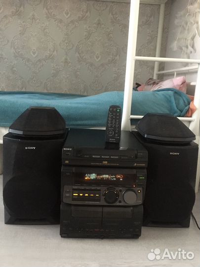 Музыкальный центр sony