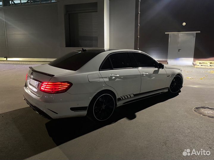 Авто на свадьбу Mercedes-Benz E-class