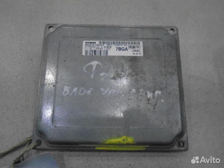 Блок управления двигателем Ford Focus 2 2004-2008