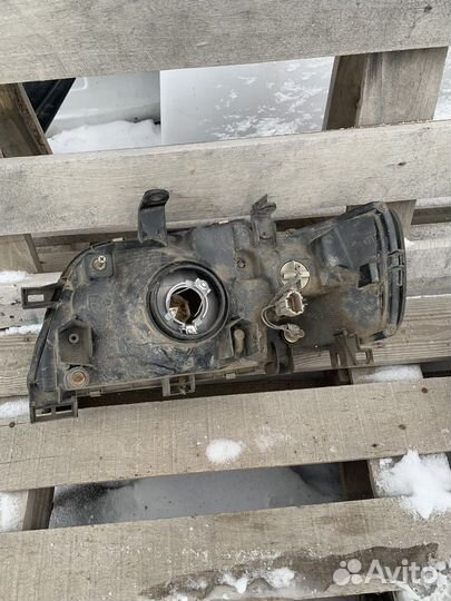 Фара правая nissan cube