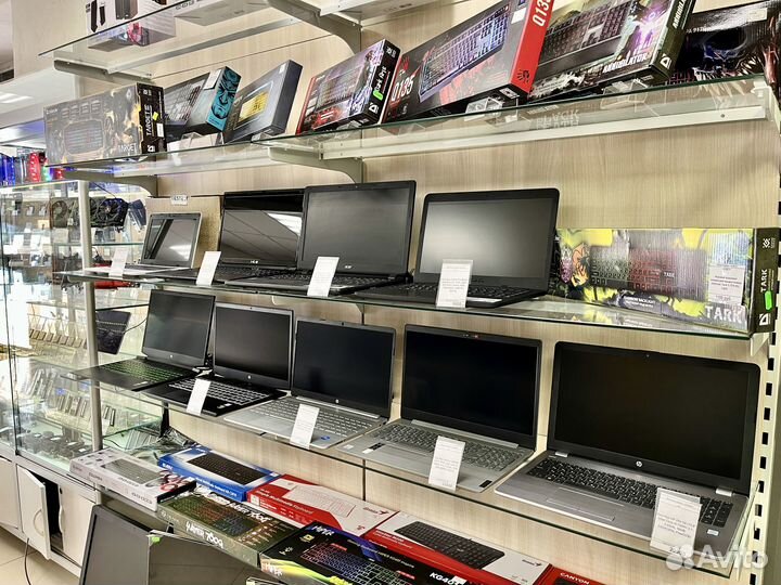 Ноутбуки в ассортименте