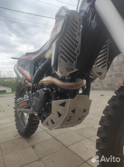 Защита картера двигателя Avantis Enduro Pro