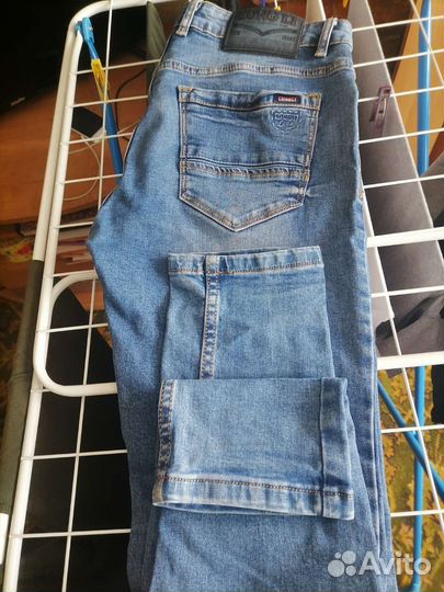 Мужские джинсы