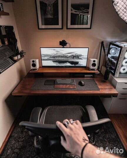 Стол для компьютера Workstation