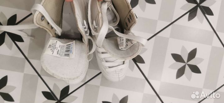 Коньки 0xelo 27