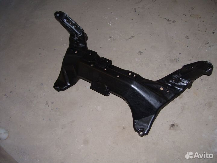 Ниссан альмера классик подрамник