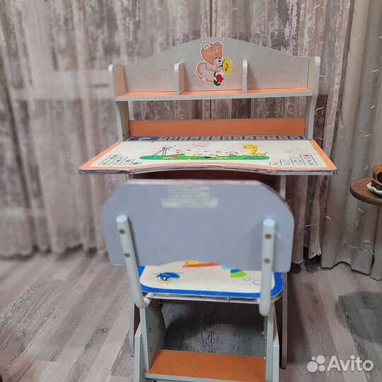 Детский стол и стул