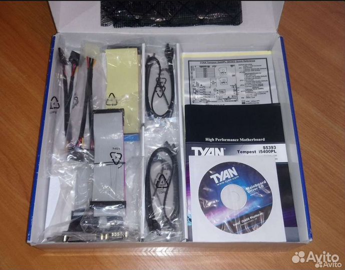 Материнская плата 771