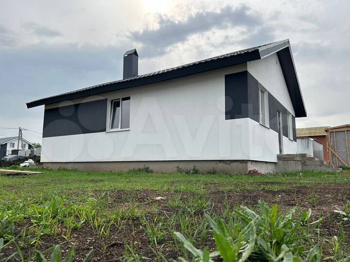 Коттедж 90 м² на участке 6 сот.