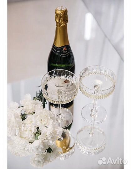 Хрустальные бокалы для шампанского