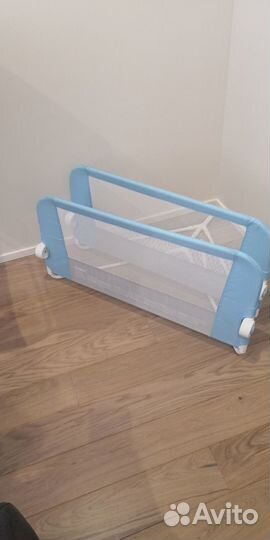 Бортики безопасности Munchkin Lindam