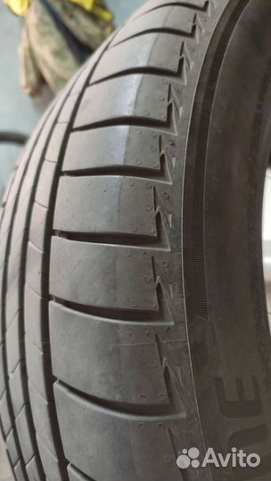 Bridgestone Turanza T005 215/55 R17 94V