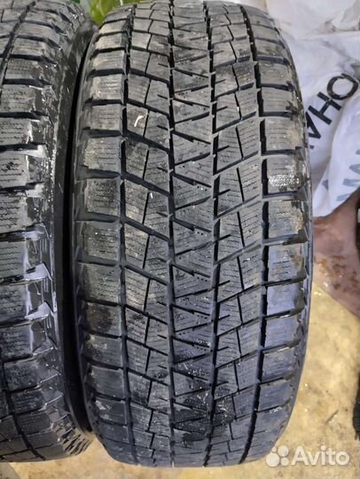 Bridgestone Blizzak DM-V1 225/55 R17