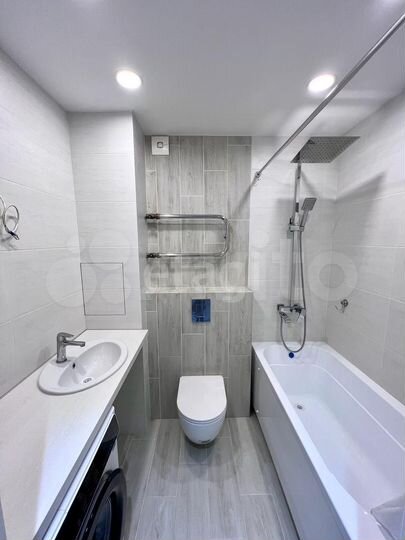 2-к. квартира, 44 м², 4/9 эт.