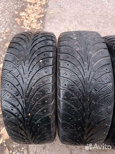 Goodyear Ultragrip Ice Arctic 215/55 R17 94T