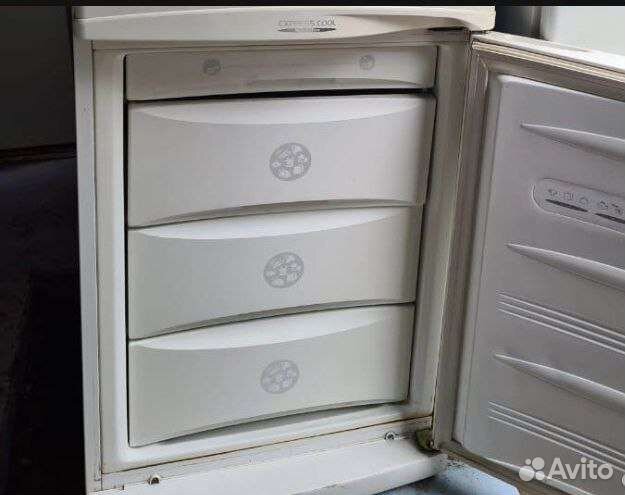 Холодильник LG