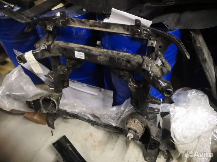 Подрамник передний BMW X5 E70