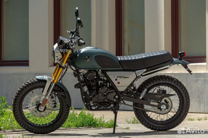 Мотоцикл racer rc250ck-a triumph