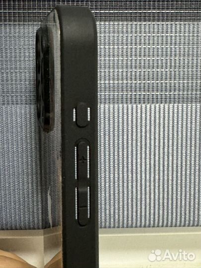 Чехол на iPhone 15 pro