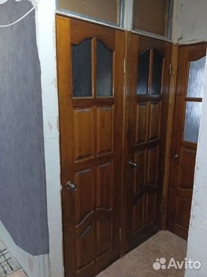 Продаю межкомнатные двери бу размер 2000х60и79