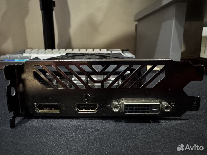 Видеокарта Gigabyte GeForce GTX 1650 gddr6 4Gb