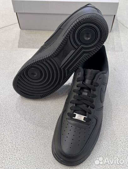 Nike air force 1 low black