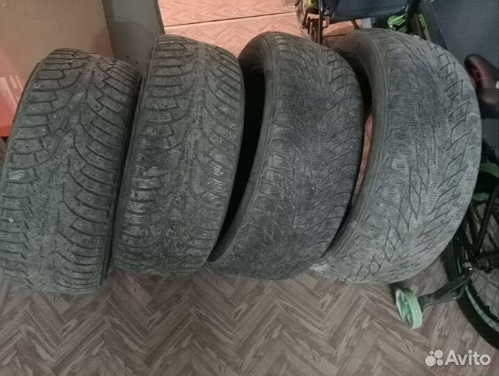 Nokian Tyres Hakkapeliitta 1 235/50 R18