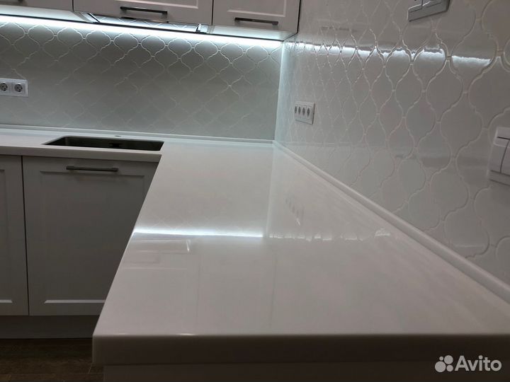 Столешницы из акрила для ванной комнаты / гарантия