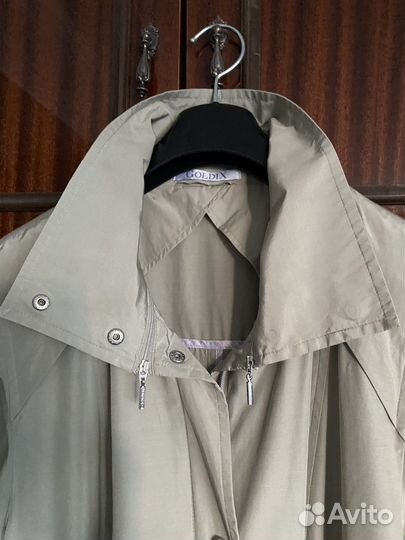 Плащ бренд Goldix (Австрия) 48-50 р