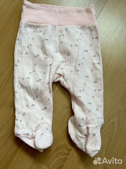 Распашонки, царапки, носочки