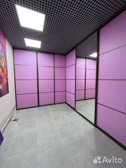 Раздвижная перегородка с матовым стеклом