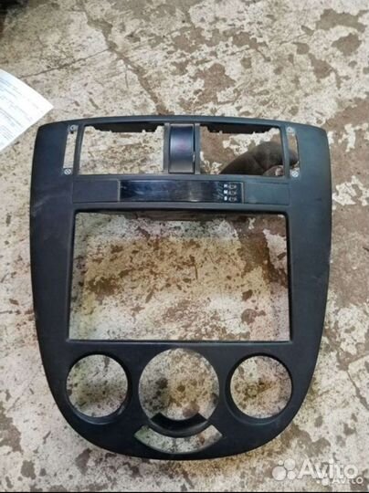 Рамка для магнитолы Лачетти