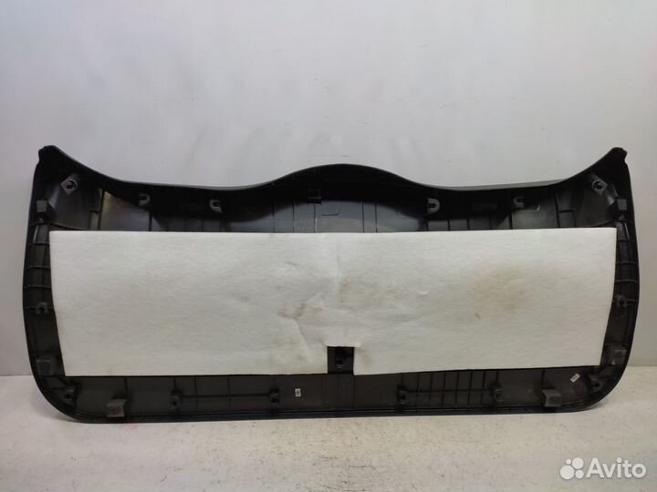 Обшивка двери задка Suzuki Vitara 4 LY 2014