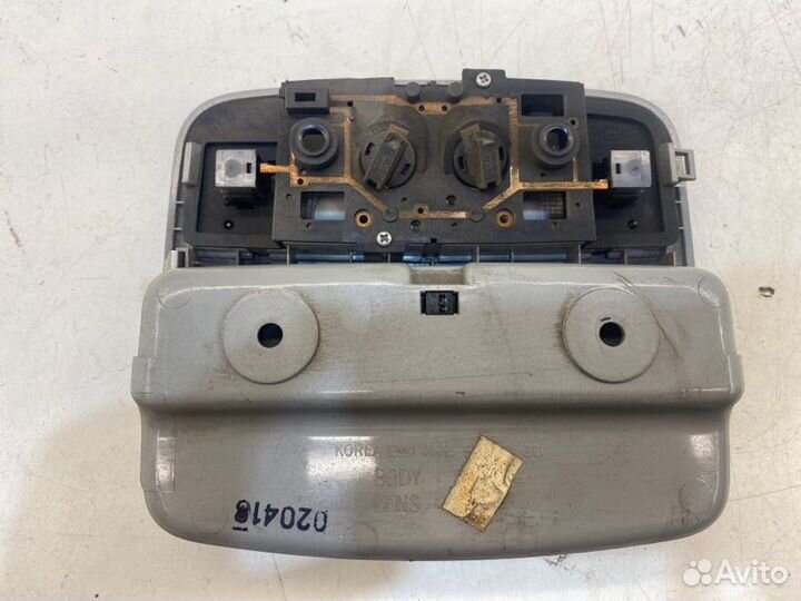 Плафон подсветки салона передний Kia Shuma лифтбек