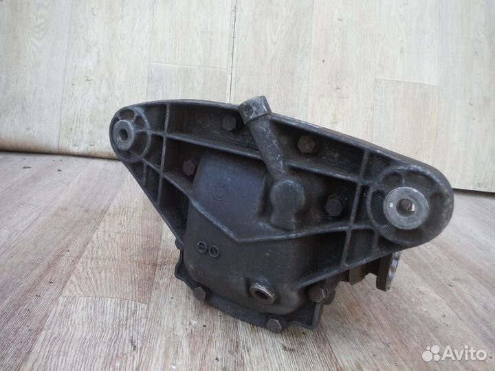 Редуктор задний BMW 5 (E39) 2000