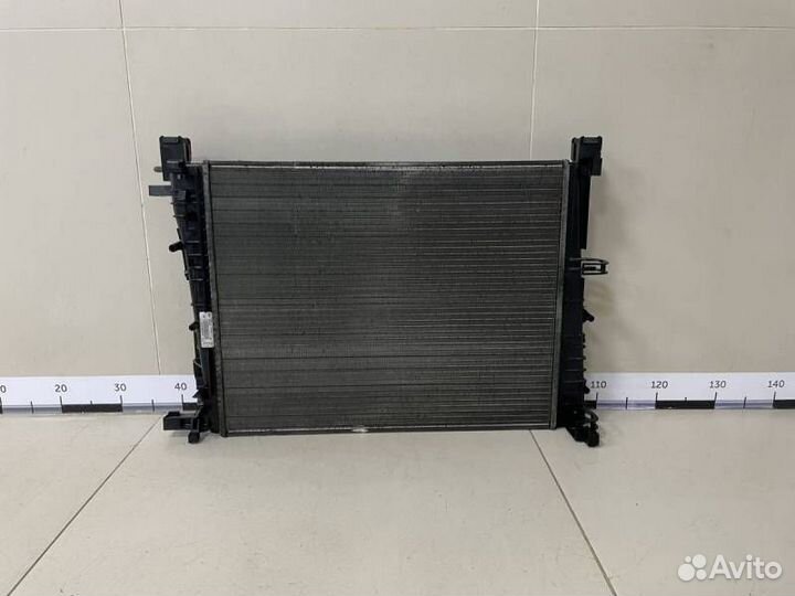 Радиатор охлаждения двигателя Renault Duster 2012