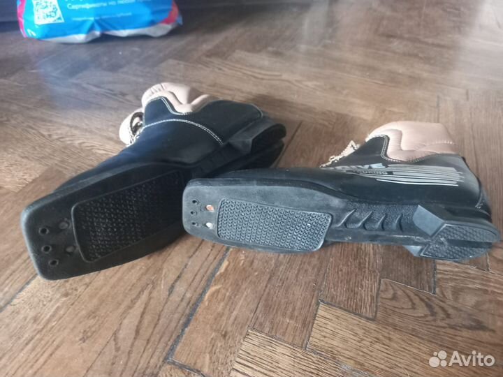 Лыжные ботинки 43 размер