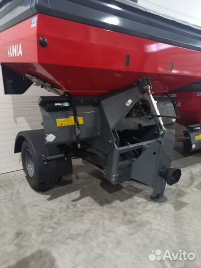 Разбрасыватель удобрений Unia MX-3000, 2023