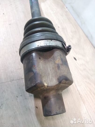 Ось привод шрус передний левый Chrysler Lhs 3.5