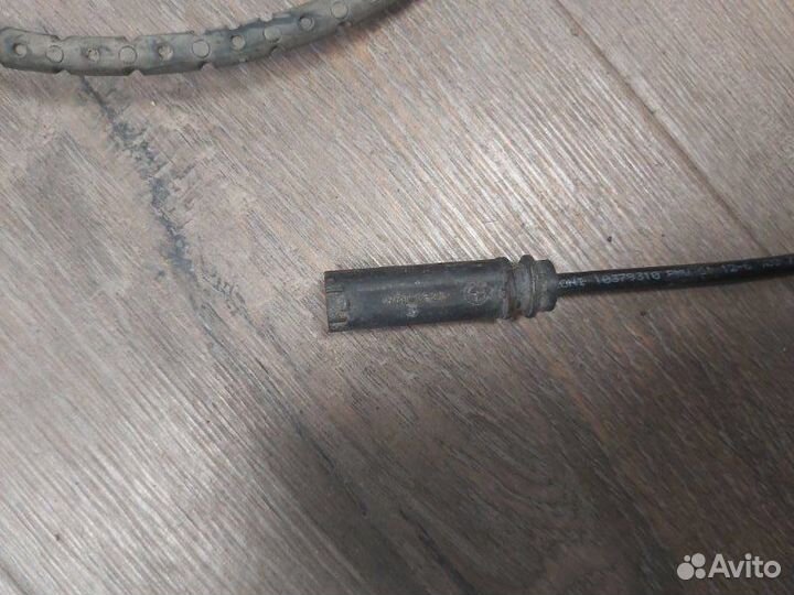 Датчик ABS передний Bmw X5 4.8I E70 N62N 4.8I 2008