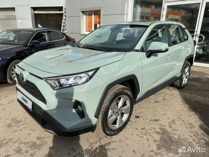 Toyota RAV4 2.0 CVT, 2022