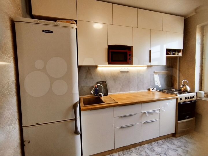 2-к. квартира, 52 м², 2/9 эт.