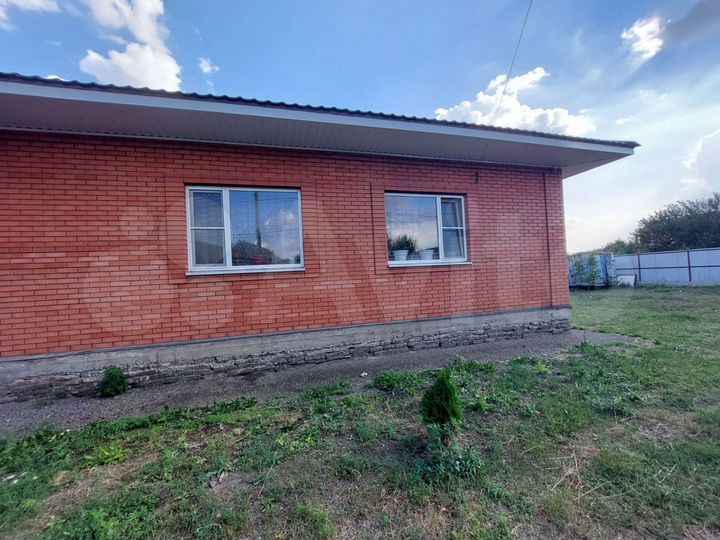 Дом 212 м² на участке 15 сот.